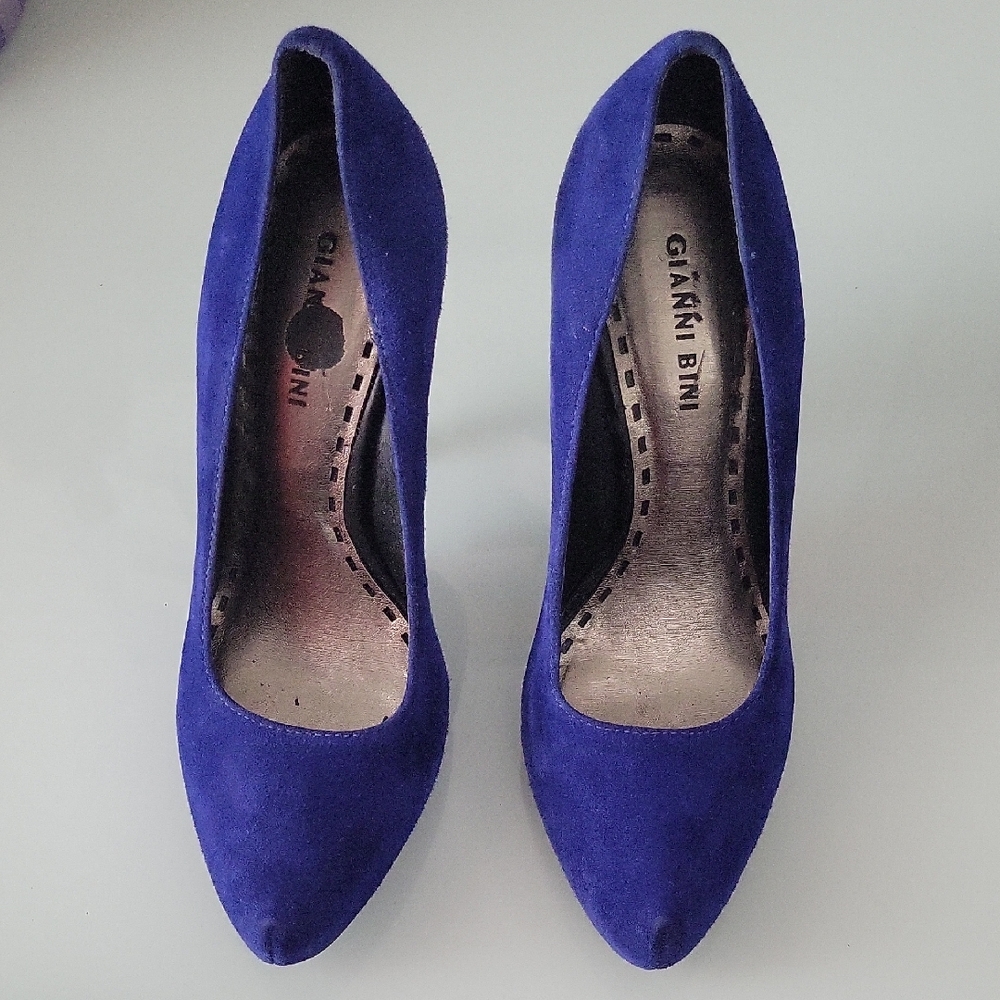 Gianni Bini Vibrant Blue Suede Heels